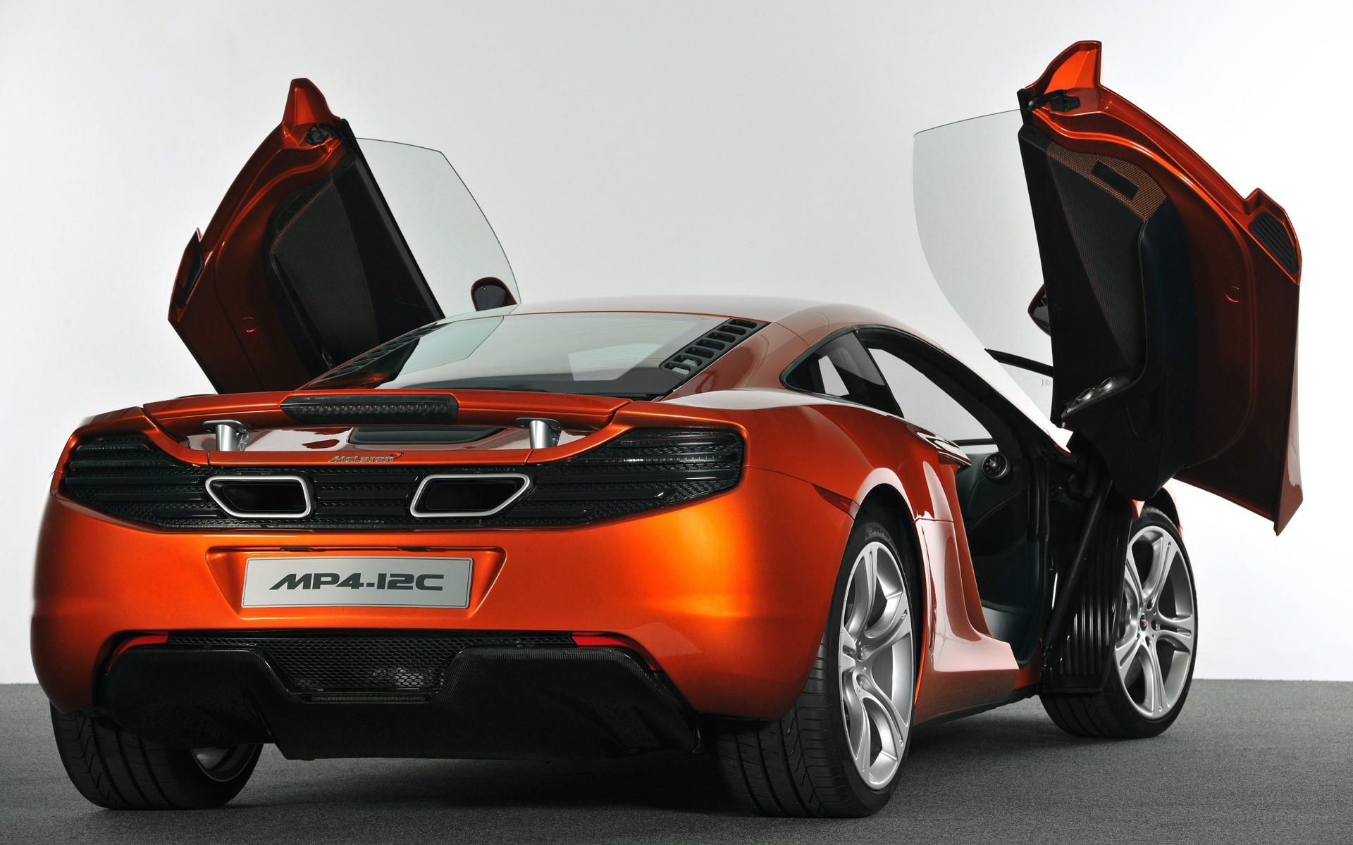 mclaren автомобиль автомобиль транспортная система колеса гонки действие быстро конкурс диск автомобильная макларен мр4