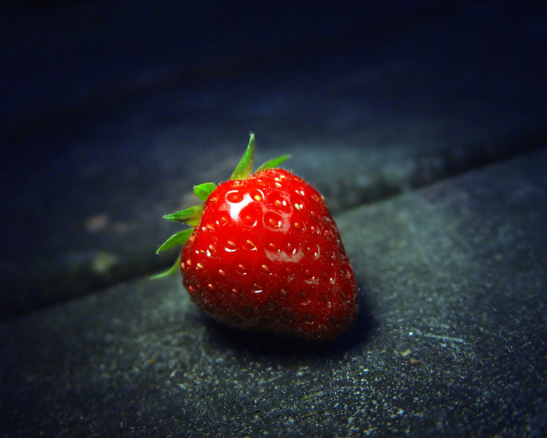 десерты фрукты ягодка клубничный сочные вкусные еда природа сладкий здоровья лето питание кондитерское изделие натюрморт лист